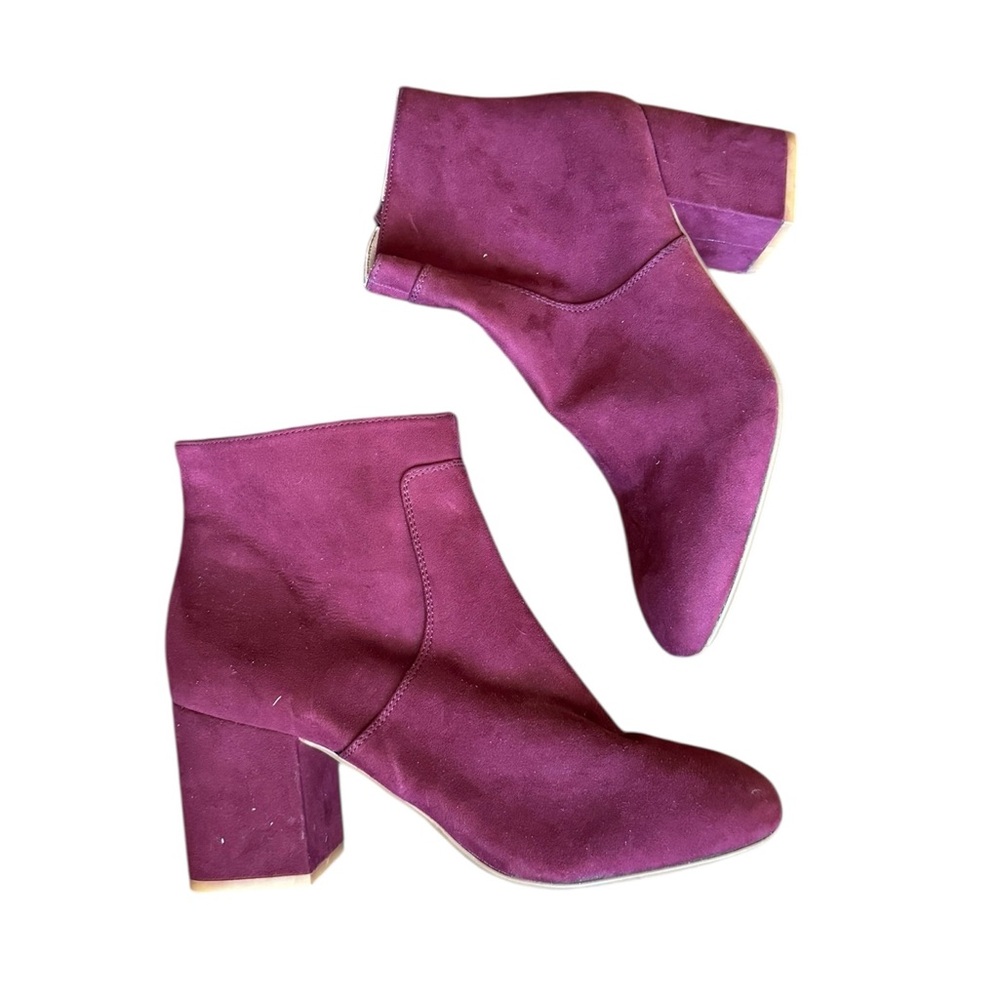 NWOT LOFT Burgundy Ankle Booties Size 9M